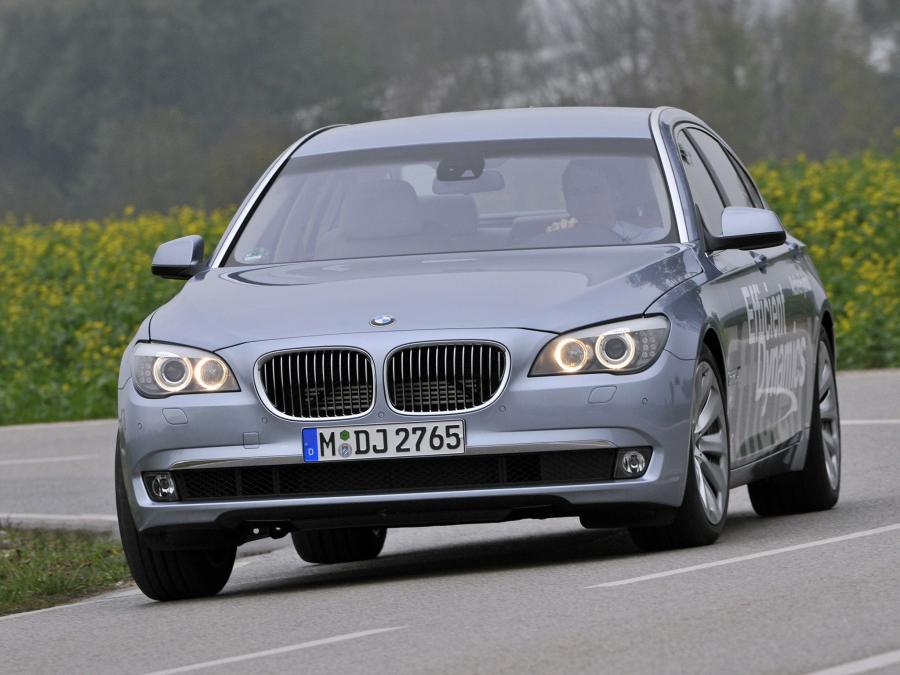  BMW ActiveHybrid 7 2009 года  (фото 2 из 41)
